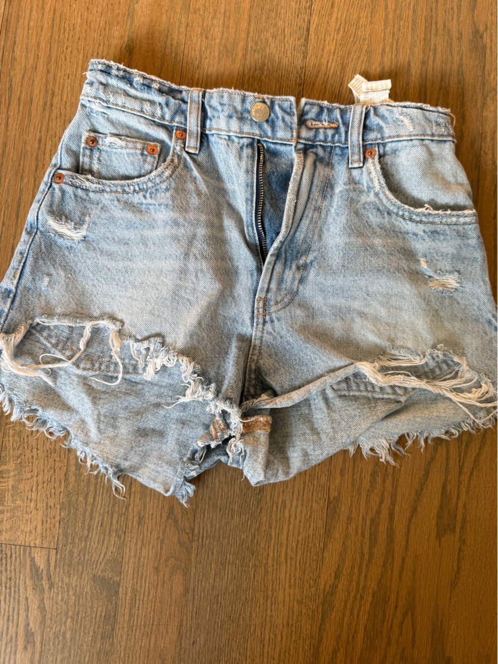 Zara Light Blue Distressed Women’s Denim Shorts